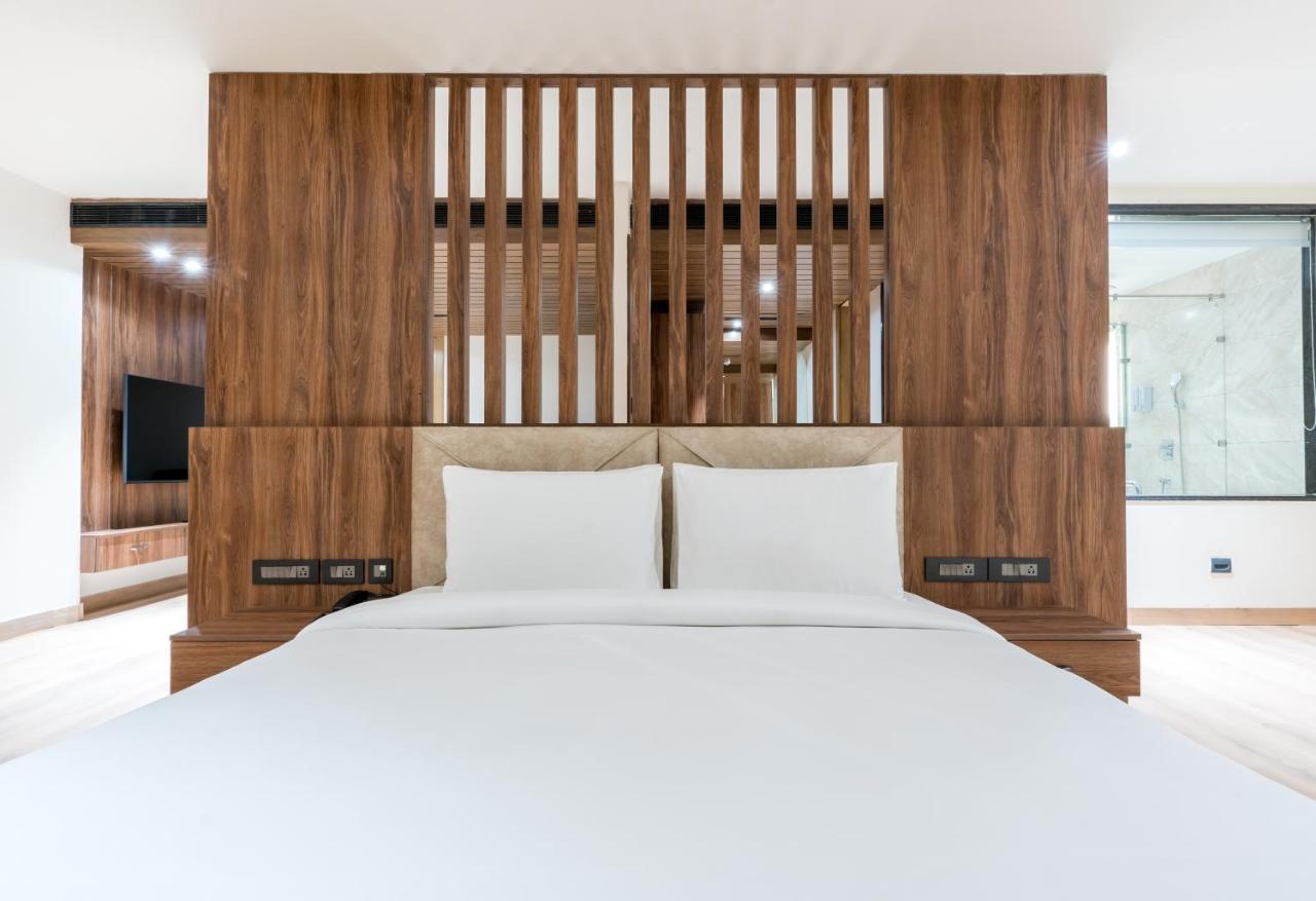 Dayal Gateway Hotel Lucknow Eksteriør billede