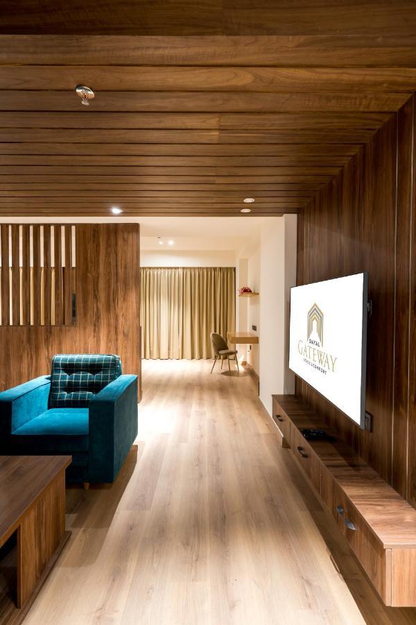 Dayal Gateway Hotel Lucknow Eksteriør billede