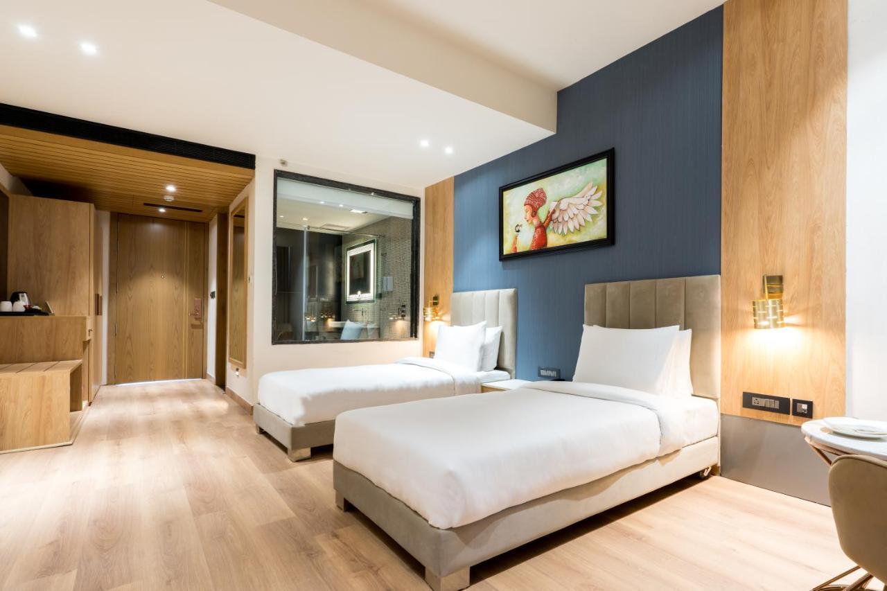 Dayal Gateway Hotel Lucknow Eksteriør billede