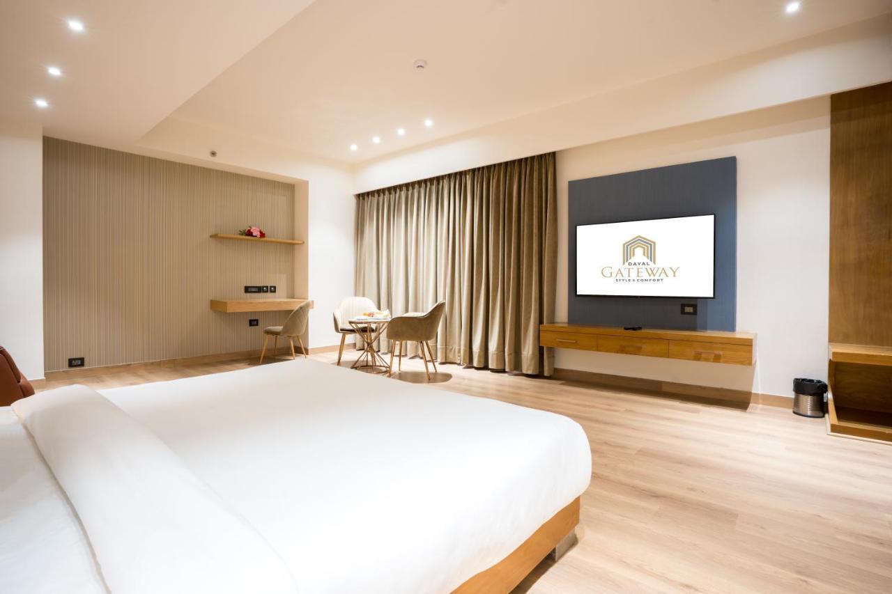 Dayal Gateway Hotel Lucknow Eksteriør billede