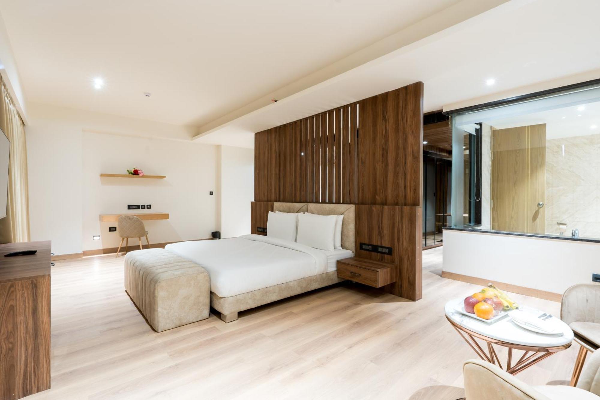 Dayal Gateway Hotel Lucknow Eksteriør billede